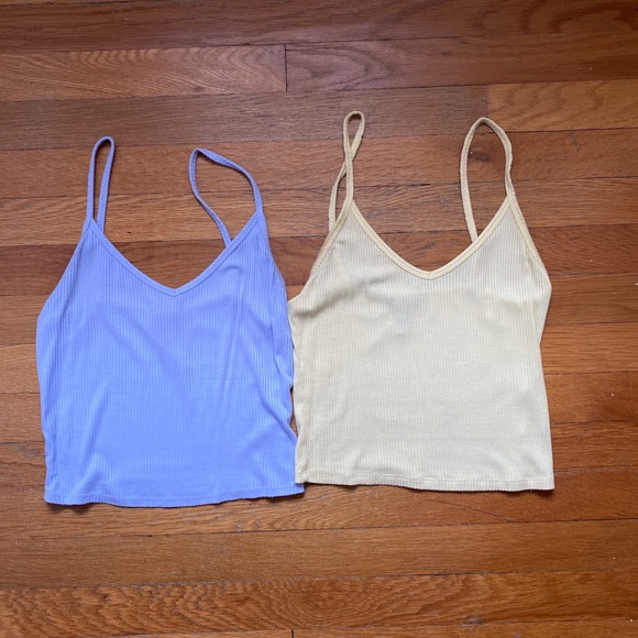 Forever 21 Tops - TWO CROP TOPS